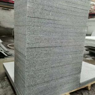 济南 花岗岩 地铺成品300*600，尺寸标准、厚薄均匀