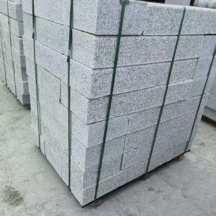 济南 芙蓉白火烧两面路沿石