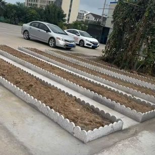 济南 花边石、花围石、花园石安装效果