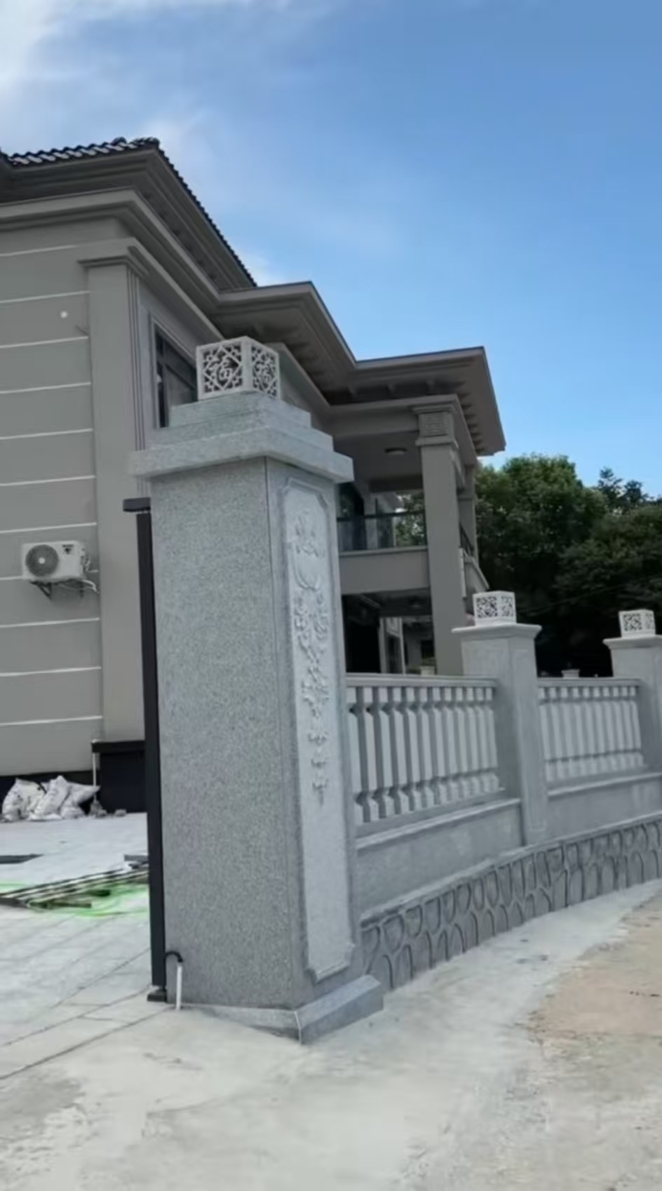 济南 芝麻白别墅围墙栏杆，私人订制