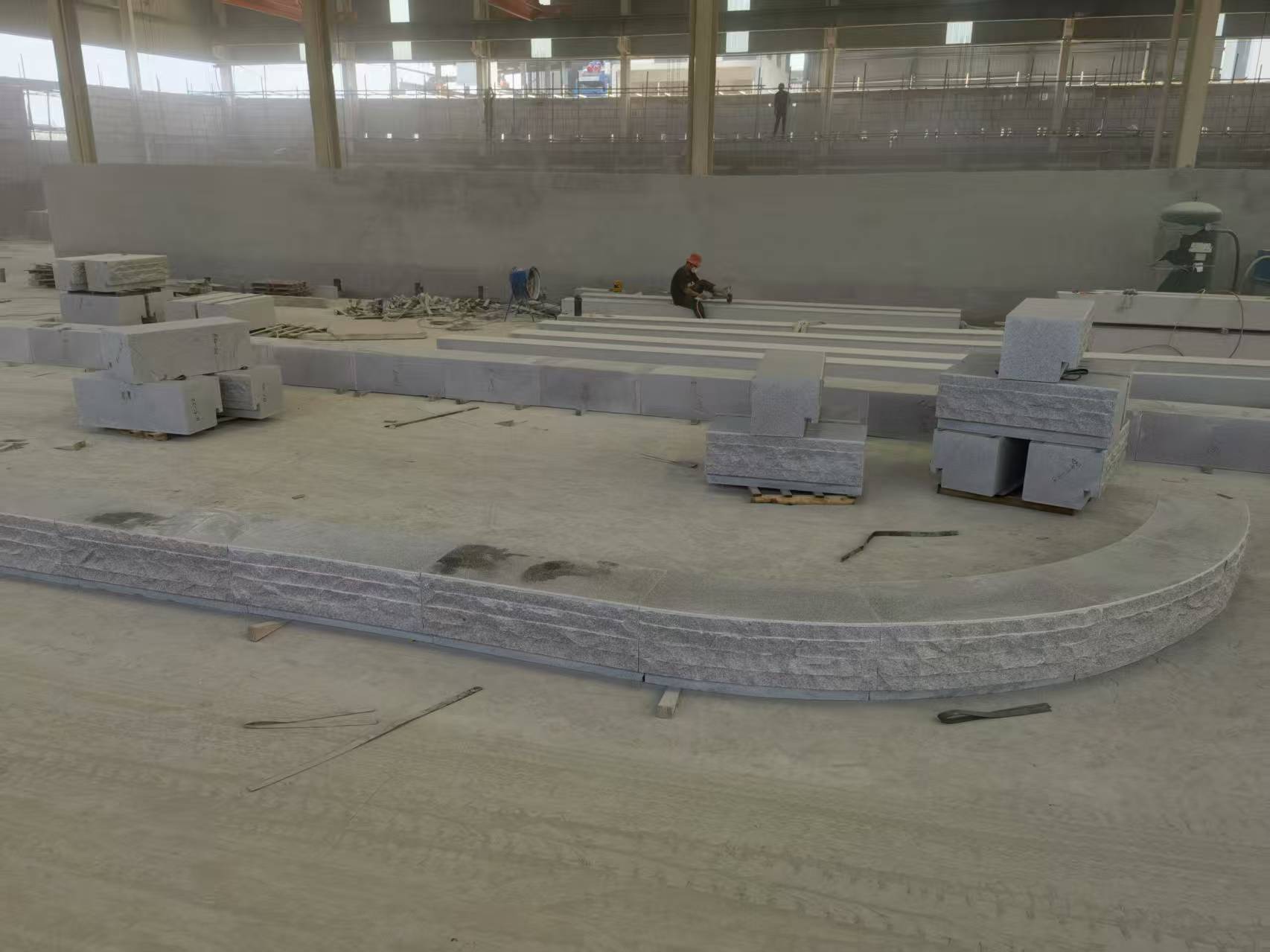 济南 芝麻白整石坐凳（光面+自然面）