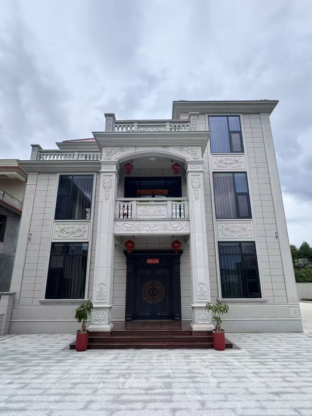 济南 芝麻白石材别墅干挂案例展示