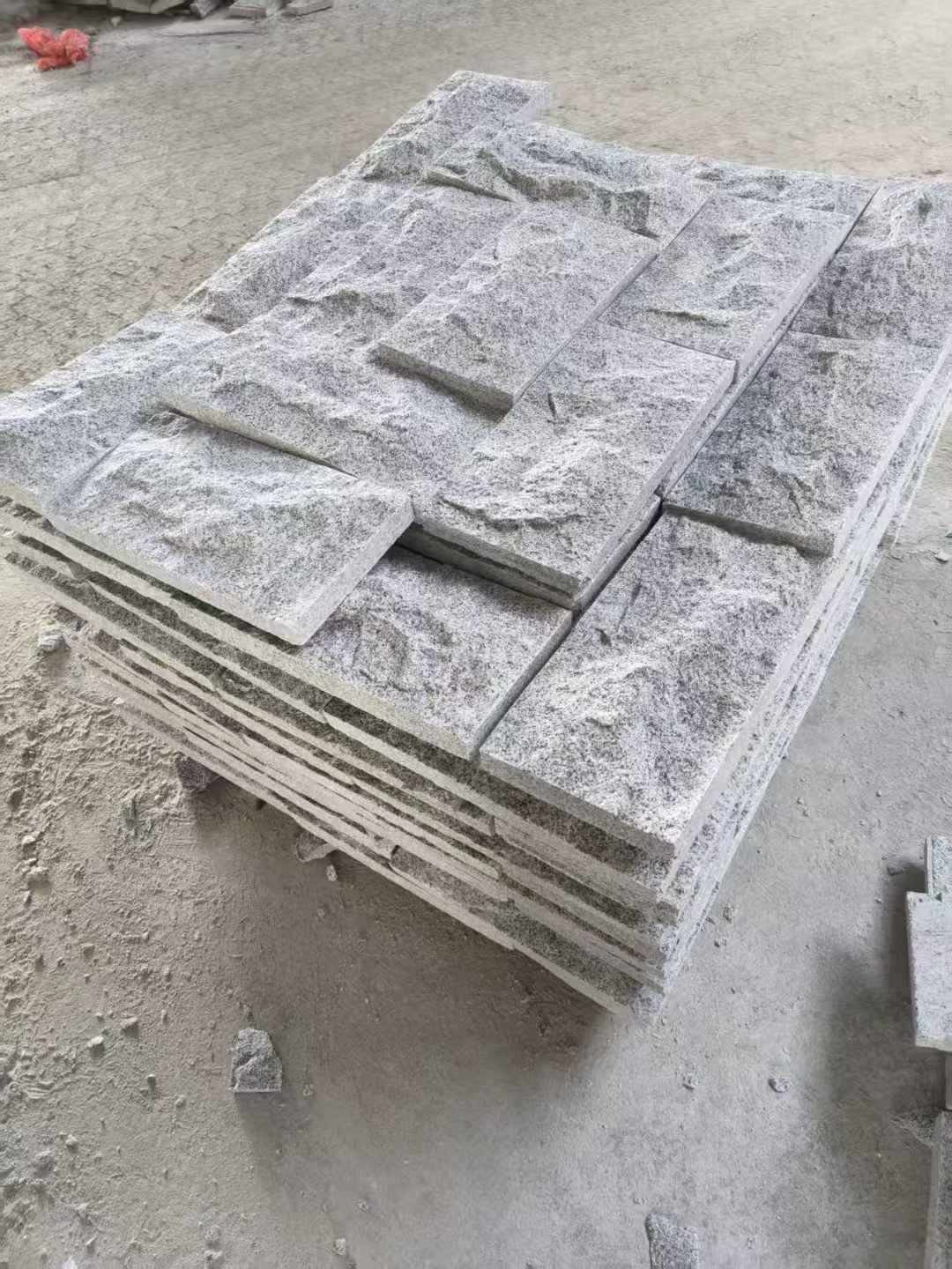 济南 芝麻白蘑菇石、自然面