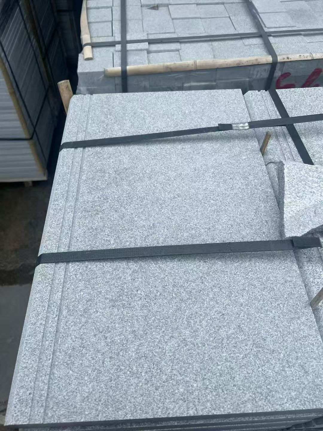 济南 芝麻灰火烧面拉槽台阶