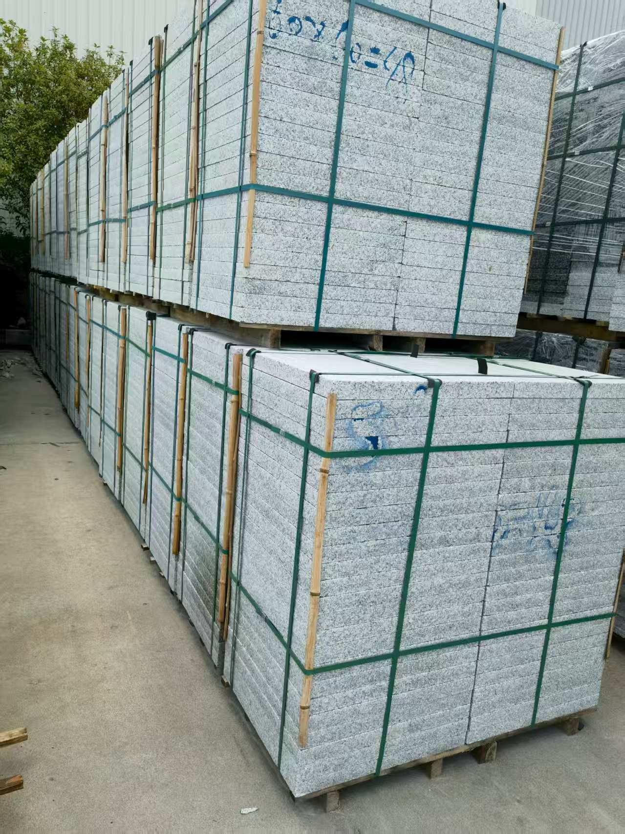 济南 大花芙蓉白火烧成品，市政园林广场地铺石